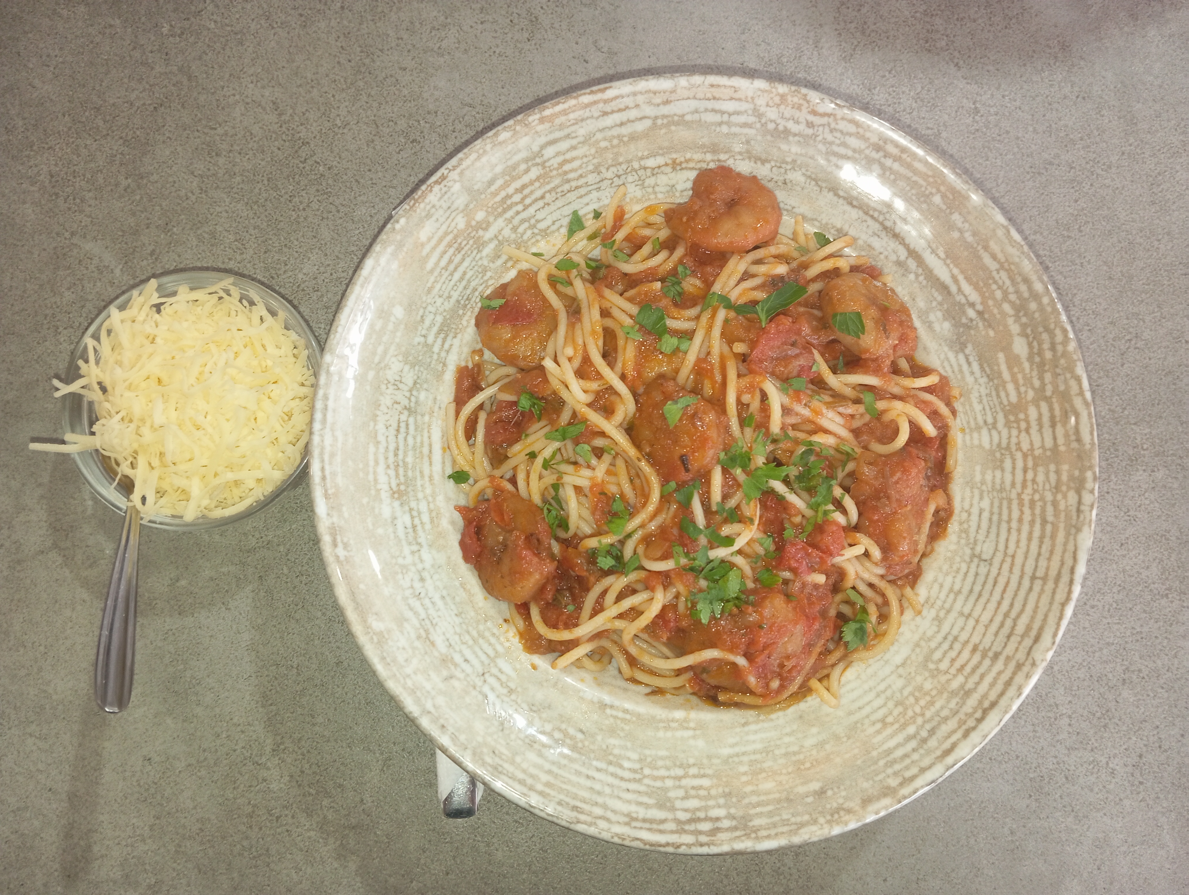 Spaghetti with shrimps & Erofili's sauce
